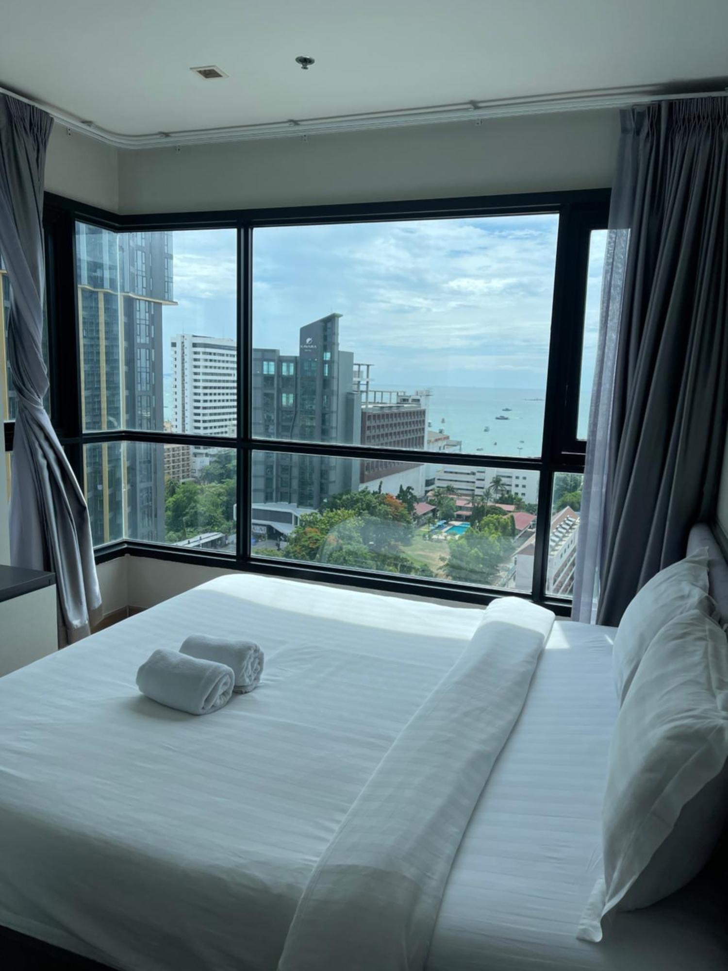 Ferienwohnung The Base Pattaya By Feng Exterior foto