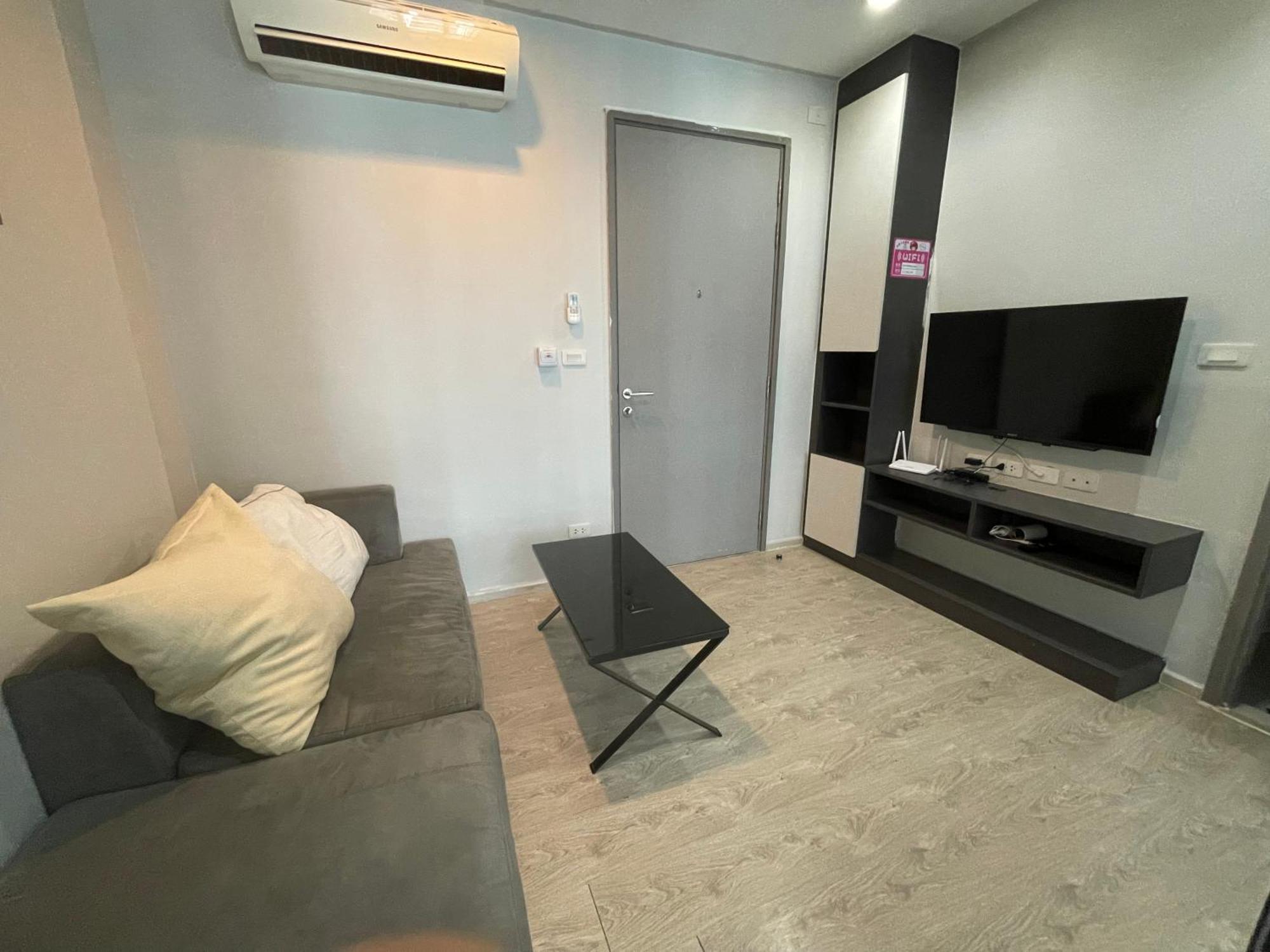 Ferienwohnung The Base Pattaya By Feng Exterior foto